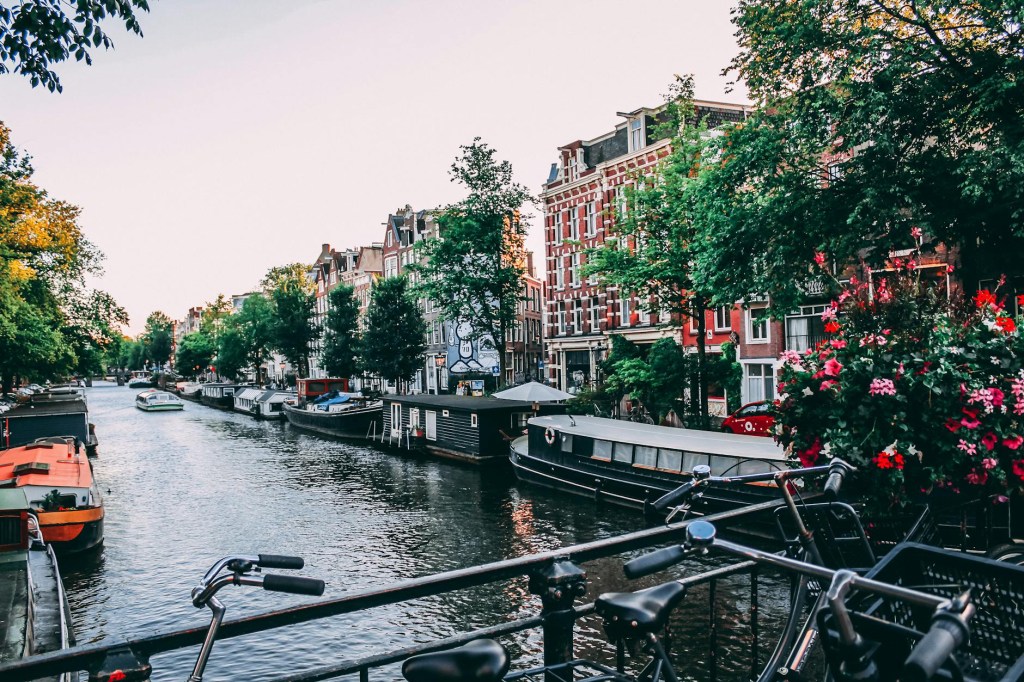 Dulles to Amsterdam for $377 | Aug-Mar&nbsp;2025